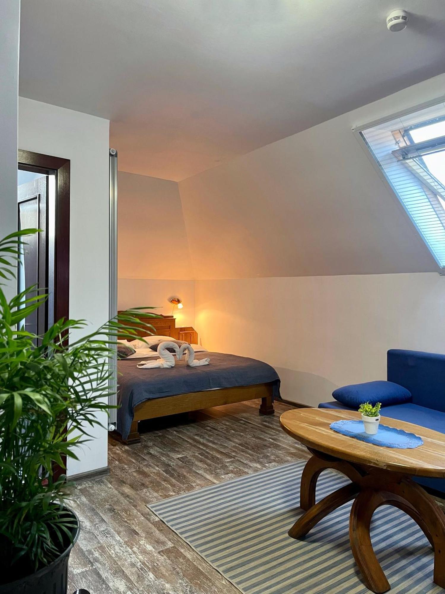 Cetatuia - Ultra-Central Rasnov Stay - Parking And Nature Close To Bran, Dino Parc And More Buitenkant foto
